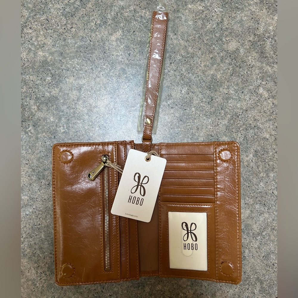 HOBO 100% Genuine Leather Tan Wallet with Timeless Design